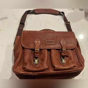 Duluth Trading Company Bashful Billionaire's Bag